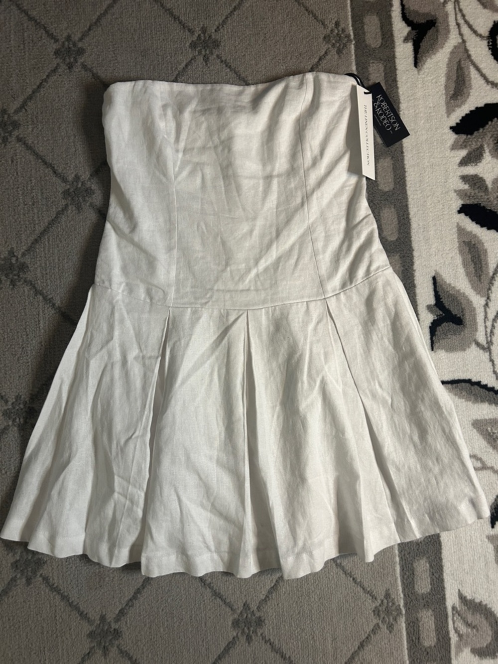 Robertson & Rodeo Strapless White Linen Mini Skater Dress